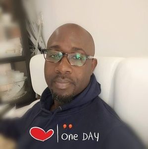 Meet your Posher, Stéphane